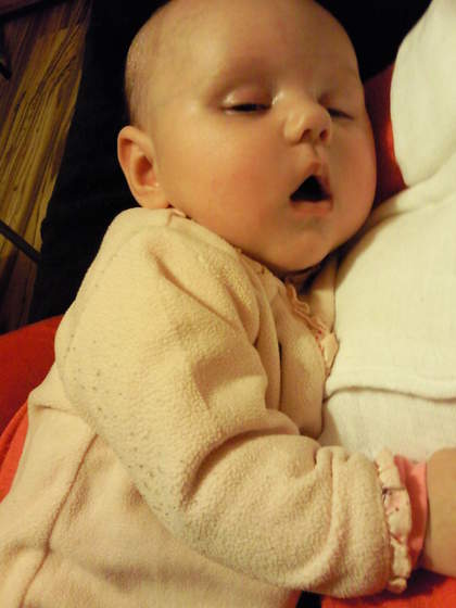 3 miesiace..slodko spie :)