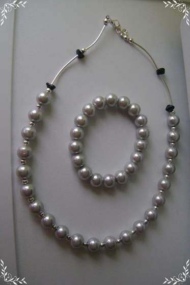 Perłowy komplet